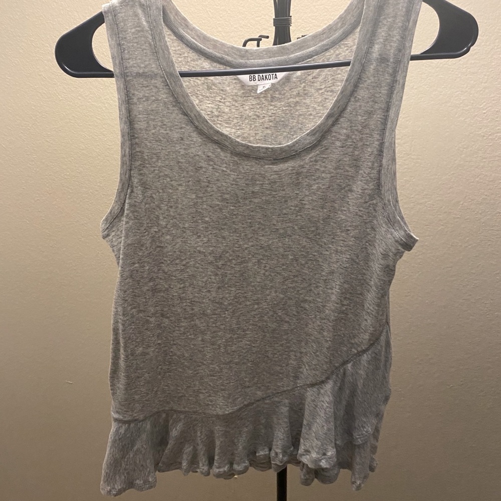 Grey tank